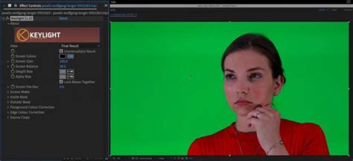 How do you get a green screen background in after effects?